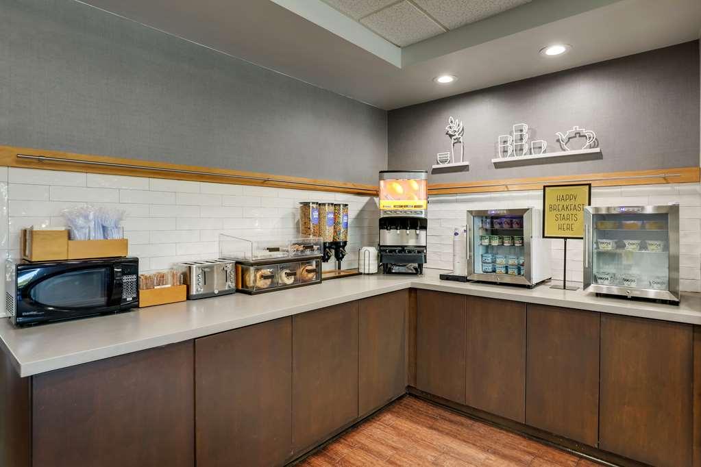 Hampton Inn Моултри Ресторан фото