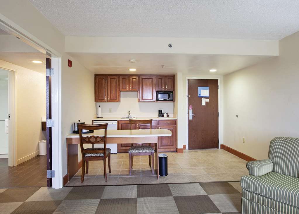 Hampton Inn Моултри Номер фото